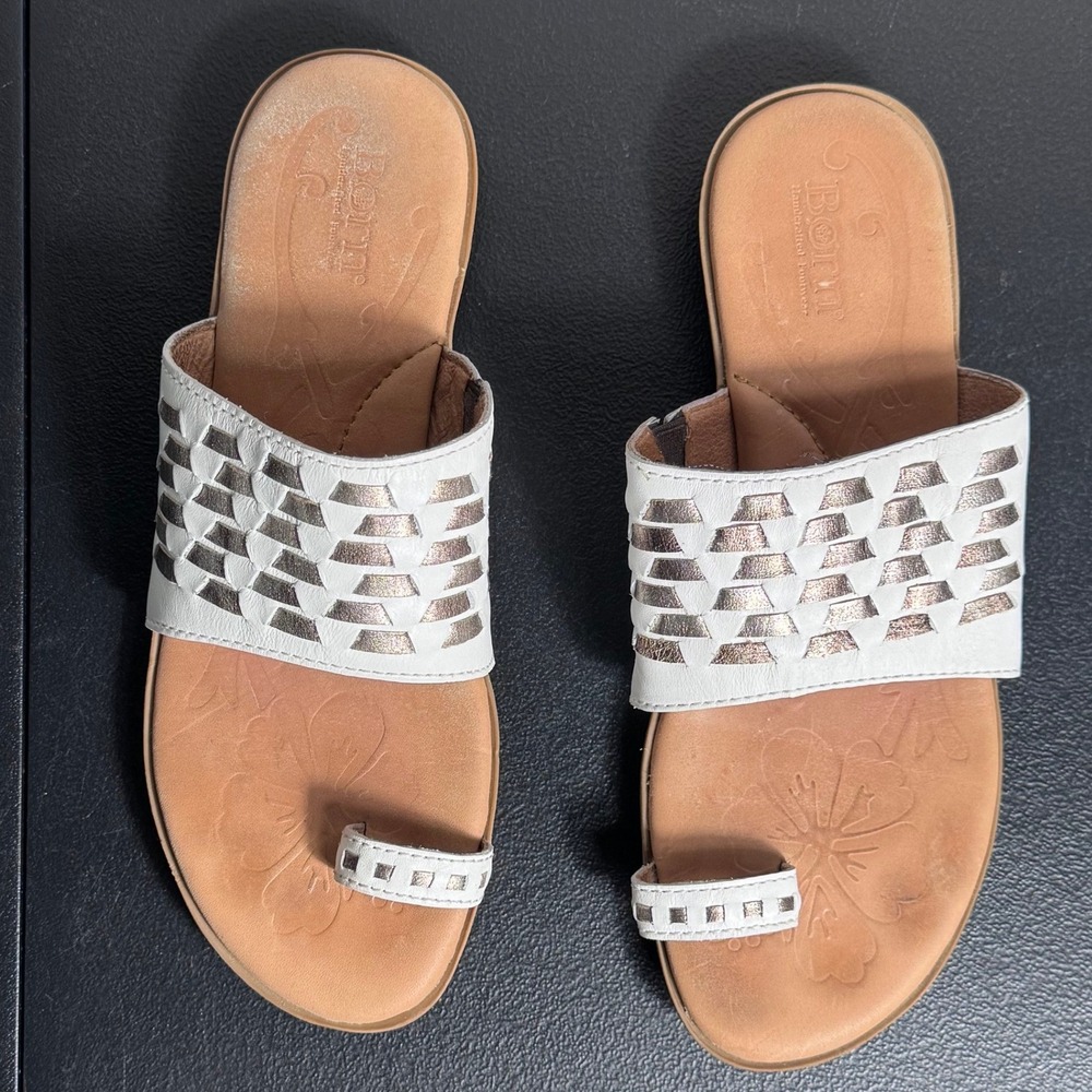 Born Womens White Leather Toe Loop Slide Sandals Metallic Cutout Flat Size 9 - Picture 3 of 9